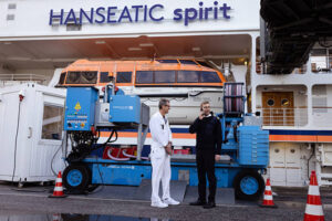 csm_HANSEATIC-spirit-Landstrom-Altona-17__c__Hapag-Lloyd_Cruises_Susanne_Baade_efe4e6f434